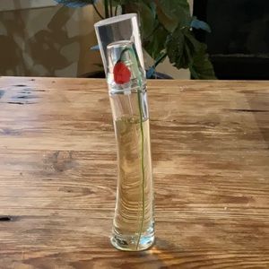 Flowers by Kenzo, Eau De Parfum. 30ml-1 fl oz bottle. Sold as is.